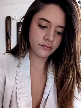 maliciaworld online show from 02/08/26, 08:23