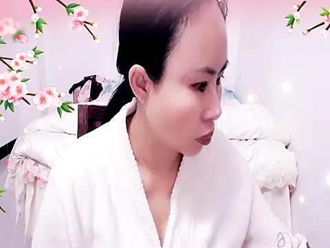 xiaoxuer online show from 02/18/25, 04:48