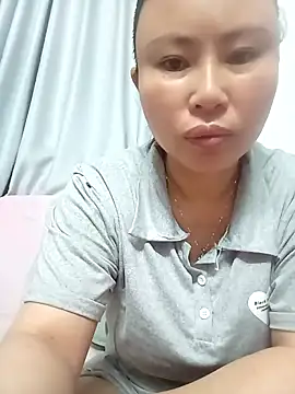 Snapshot of xiaoxuer chatting on 06/18/26, 09:30 xiaoxuer online show from 06/18/26, 09:30