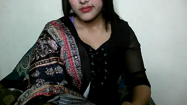 Snapshot of Princess_noorjahan chatting on 01/22/25, 06:41 Princess noorjahan online show from 01/22/25, 06:41