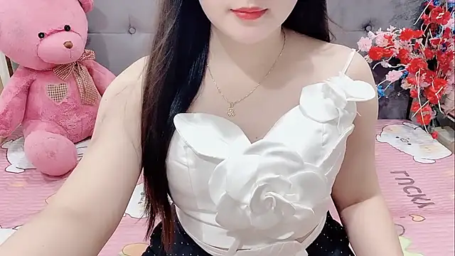 Funikio online show from 11/04/25, 02:54