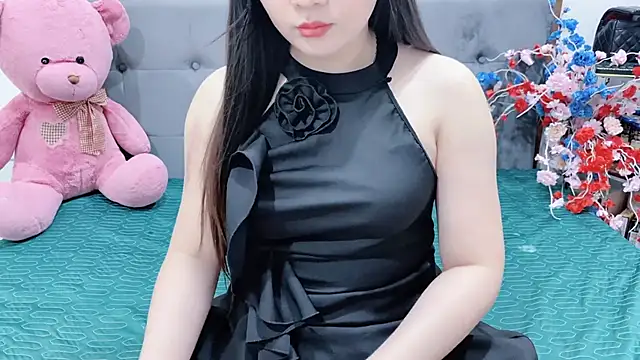 Funikio online show from 04/13/26, 02:39