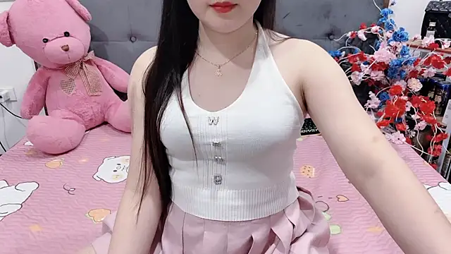 Snapshot of Funikio chatting on 04/22/26, 01:23 Funikio online show from 04/22/26, 01:23