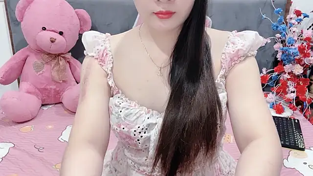 Snapshot of Funikio chatting on 05/04/26, 12:39 Funikio online show from 05/04/26, 12:39