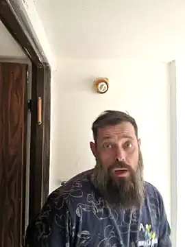 Snapshot of zefside42 chatting on 12/19/24, 11:50 zefside42 online show from 12/19/24, 11:50