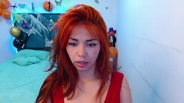 Aylinn diaz online show from 10/29/25, 01:46