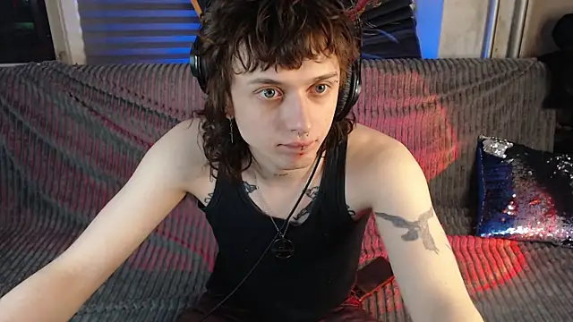 axxxturel online show from 04/20/26, 02:53