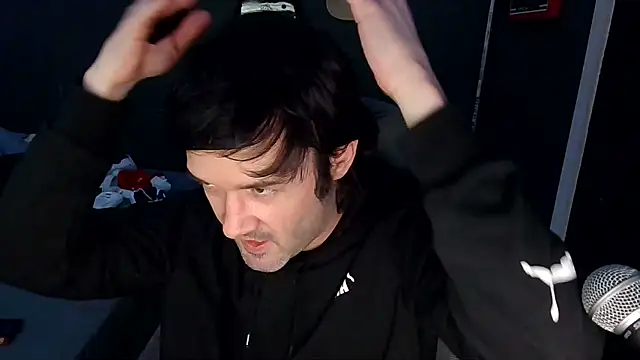 Stix Zadinia online show from 12/04/25, 05:43