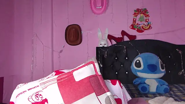 NikkiRous  online show from 02/28/25, 04:31