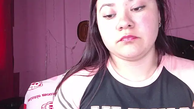 NikkiRous  online show from 03/11/25, 07:36