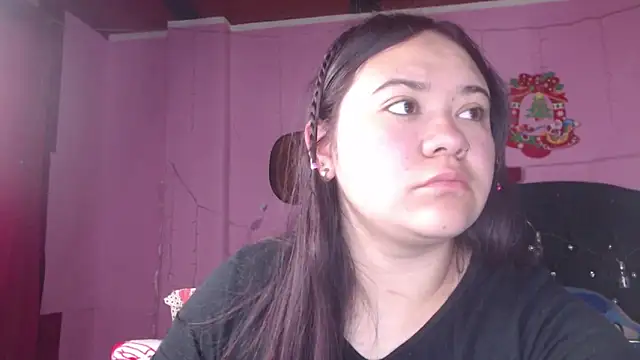 NikkiRous  online show from 03/20/25, 12:32