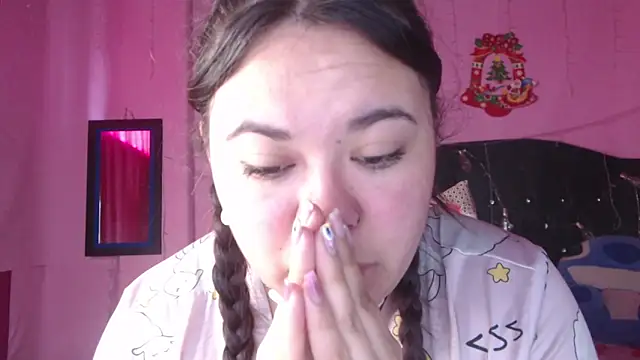 NikkiRous  online show from 10/24/25, 12:45