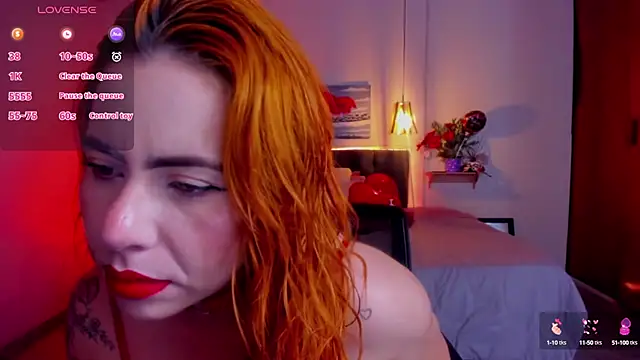 Snapshot of Dulce_charlottee chatting on 02/21/25, 07:43 Dulce charlottee online show from 02/21/25, 07:43