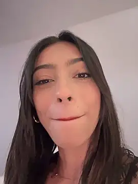 Snapshot of Ema_azel chatting on 12/28/24, 03:48 Ema azel online show from 12/28/24, 03:48