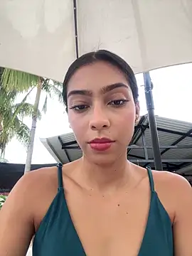 Snapshot of Ema_azel chatting on 01/04/25, 04:43 Ema azel online show from 01/04/25, 04:43