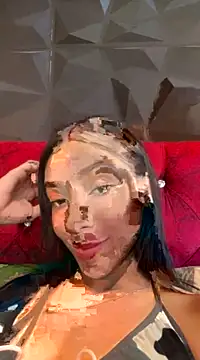 Snapshot of Ema_azel chatting on 01/16/25, 05:01 Ema azel online show from 01/16/25, 05:01