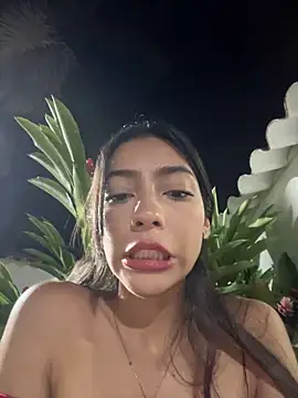 Snapshot of Ema_azel chatting on 01/17/25, 10:11 Ema azel online show from 01/17/25, 10:11