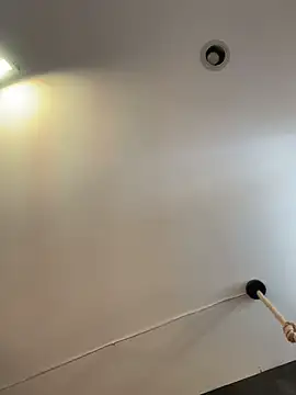 Snapshot of Ema_azel chatting on 02/13/25, 02:42 Ema azel online show from 02/13/25, 02:42