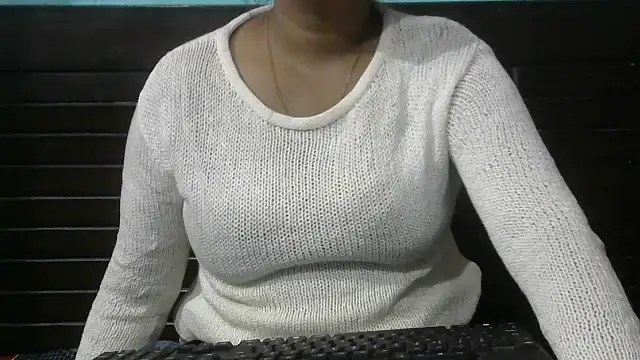 Snapshot of Im_Cute chatting on 11/13/25, 06:51 Im Cute online show from 11/13/25, 06:51