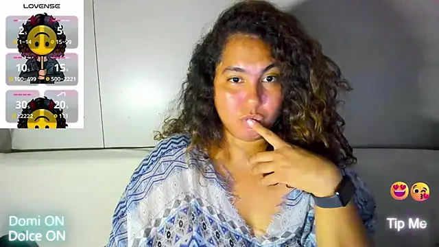 isobeladams20 online show from 09/14/25, 12:10