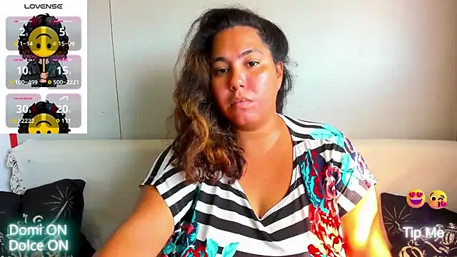 isobeladams20 online show from 09/19/25, 10:49