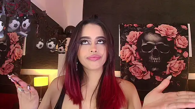Snapshot of EvaaFoxxy1 chatting on 06/27/26, 12:22 EvaaFoxxy1 online show from 06/27/26, 12:22