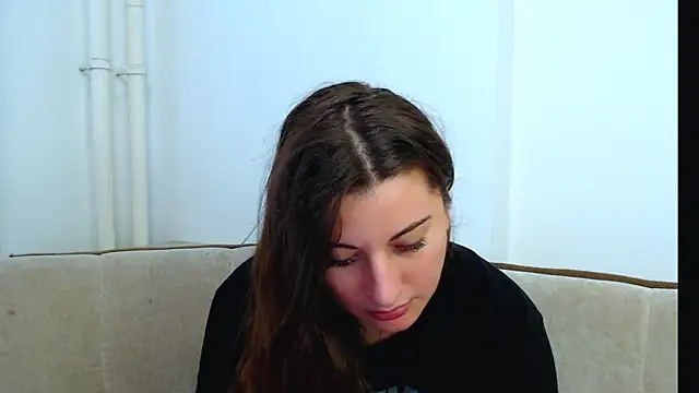 Helen Adams  online show from 12/04/24, 11:41