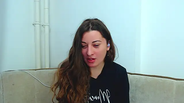 Helen Adams  online show from 12/09/24, 07:39