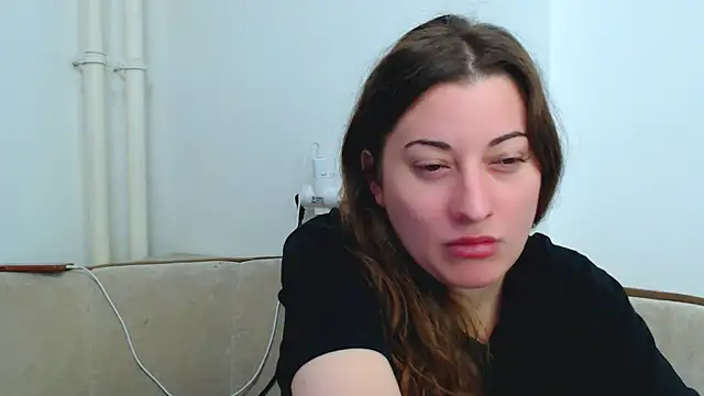 Helen Adams  online show from 02/06/25, 05:25