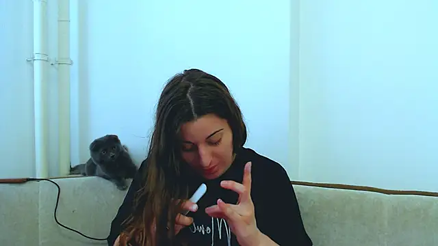 Helen Adams  online show from 02/22/25, 09:56