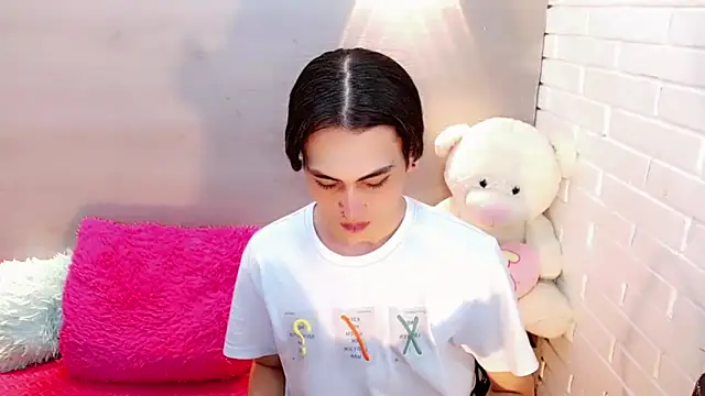 Daniela Pink  online show from 10/11/25, 07:34