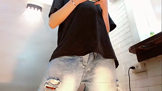 Daniela Pink  online show from 12/05/25, 08:49