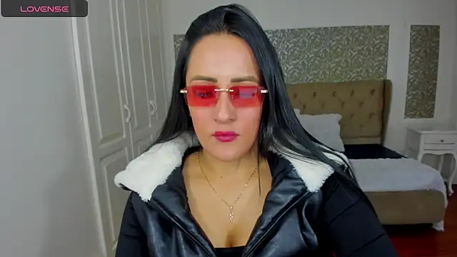 KimWessel  online show from 03/28/26, 07:57