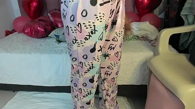 Tahira 21  online show from 02/13/26, 09:00