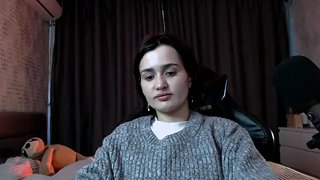 KiraYammy online show from 05/15/26, 11:01