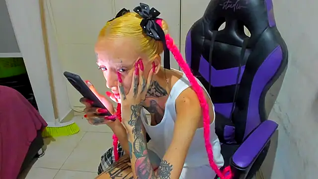 barbara anal squirt  online show from 02/03/25, 12:36
