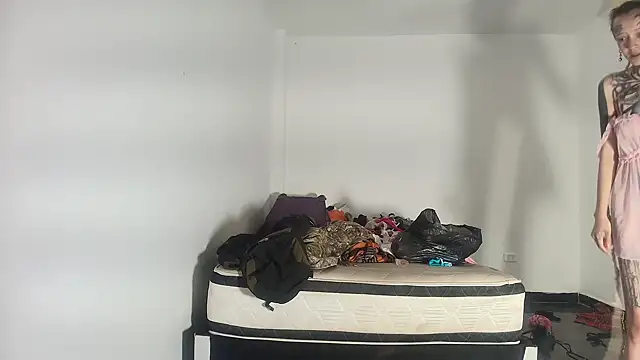 barbara anal squirt  online show from 06/27/26, 12:22