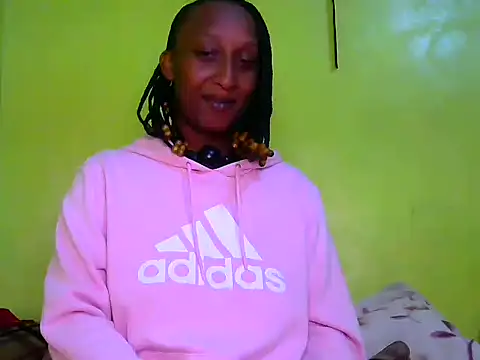 Snapshot of CarlaBeckky chatting on 12/19/24, 10:10 CarlaBeckky online show from 12/19/24, 10:10