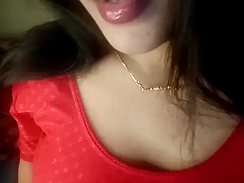 Snapshot of shuhana_ chatting on 10/18/25, 03:57 shuhana online show from 10/18/25, 03:57