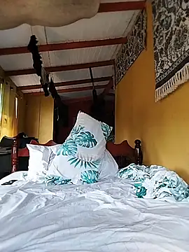 MrNymphoLonelySoulja online show from 12/14/25, 04:56