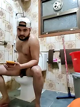 Snapshot of Magicman09@xh chatting on 02/24/26, 04:38 Magicman09xh online show from 02/24/26, 04:38