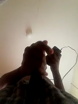 Gifttheskimaskboy online show from 12/05/24, 11:27