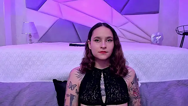 AnnyThompson  online show from 01/24/25, 08:00