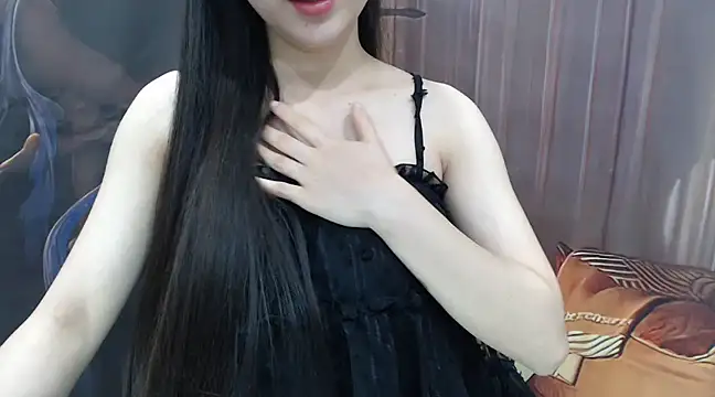 Snapshot of KaleAnisa chatting on 02/26/25, 04:25 KaleAnisa online show from 02/26/25, 04:25