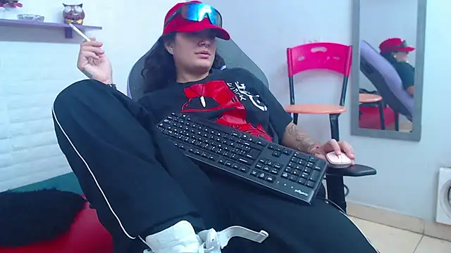 Snapshot of snowflake_xxx chatting on 01/17/25, 05:41 snowflake xxx online show from 01/17/25, 05:41