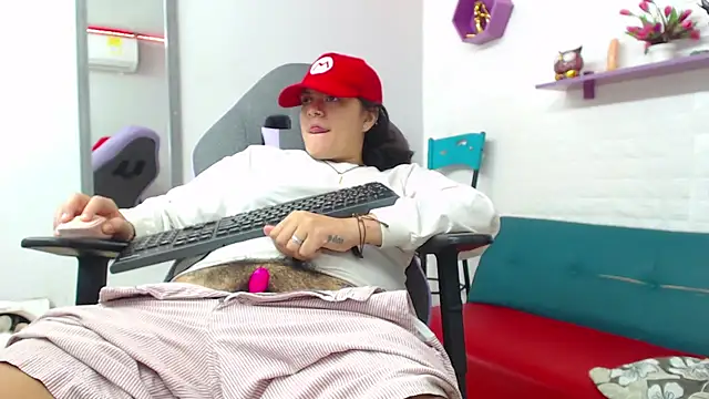 Snapshot of snowflake_xxx chatting on 02/26/25, 03:08 snowflake xxx online show from 02/26/25, 03:08