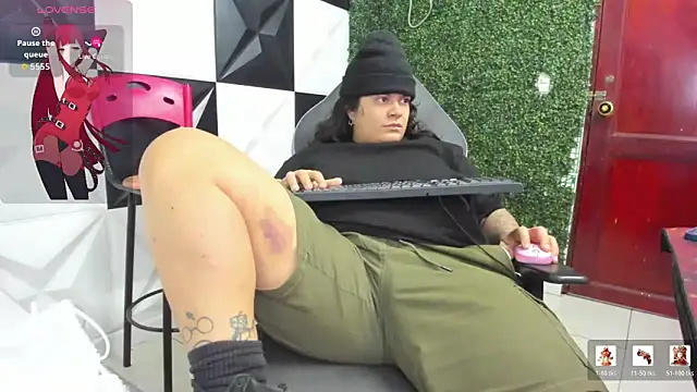 snowflake xxx online show from 05/29/26, 04:16