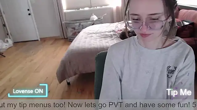 Snapshot of Plantbabeee chatting on 05/01/26, 05:39 Plantbabeee online show from 05/01/26, 05:39