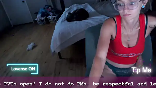 Plantbabeee online show from 07/29/26, 04:21