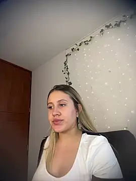 eleecttraa 12 online show from 03/03/25, 08:00